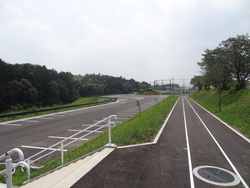 東側駐車場