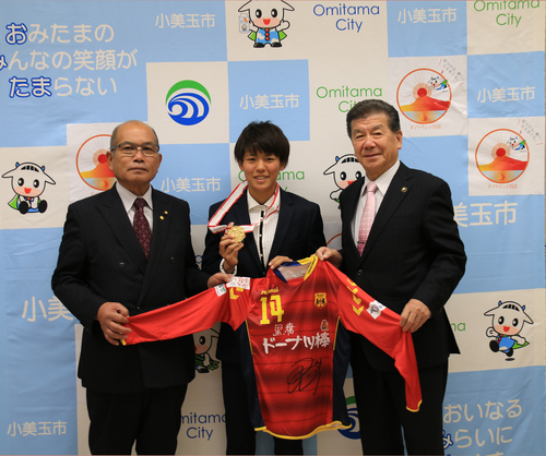京川舞選手優勝報告1 京川舞選手優勝報告1