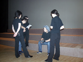 演出部のMOMEさんとみなさんの写真 演出部のMOMEさんとみなさんの写真