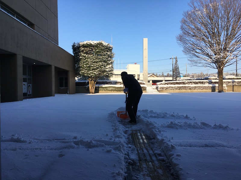 180122_02雪（火曜b）