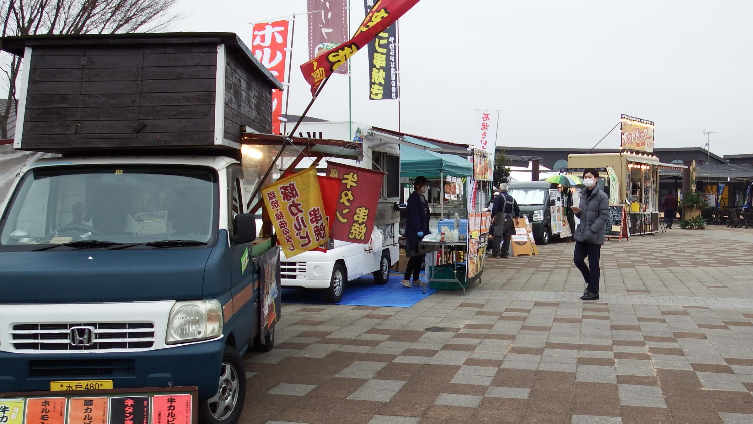 楽市楽座キッチンカー1