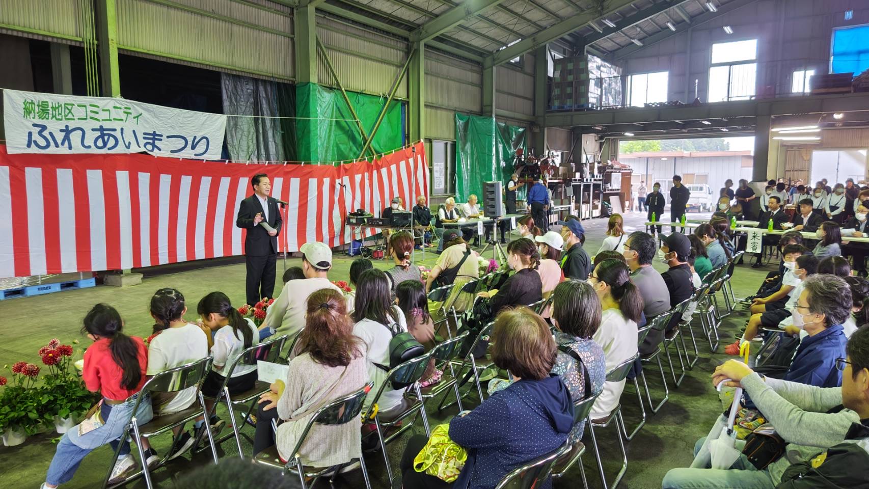 あいさつをする市長