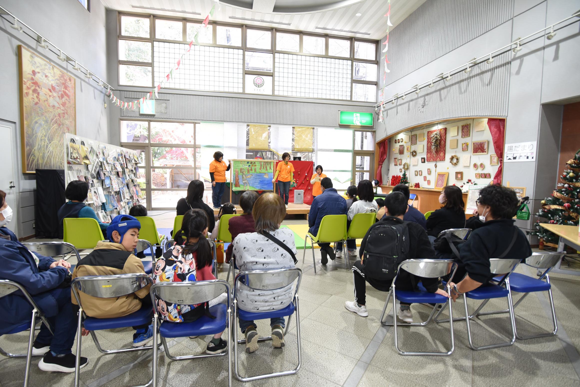 おはなし会の様子