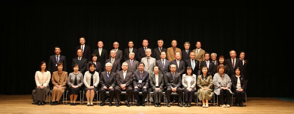 美野里地区民生委員児童委員の集合写真