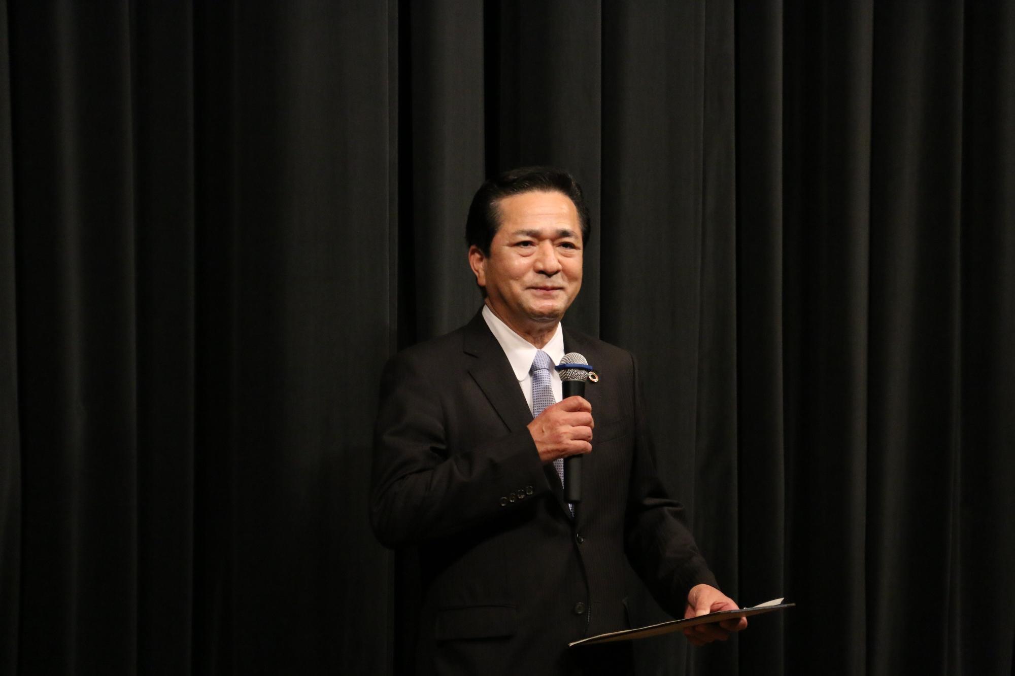 市長挨拶の様子 市長挨拶の様子