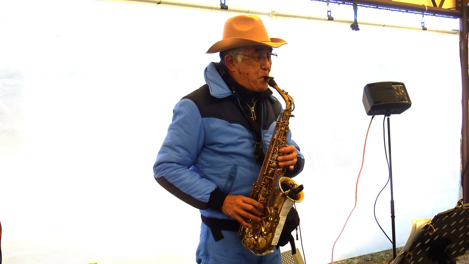 「チャーリー栗原」各種管楽器のマラソン演奏 「チャーリー栗原」各種管楽器のマラソン演奏