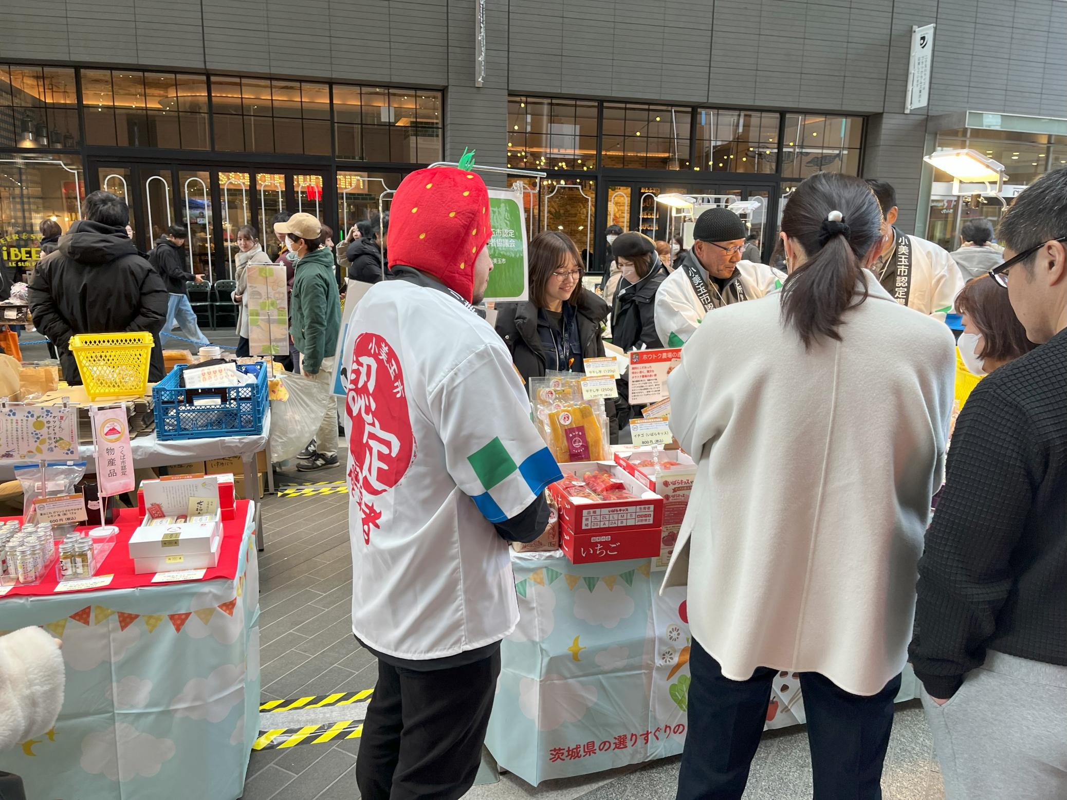 いばキュン1日目販売風景