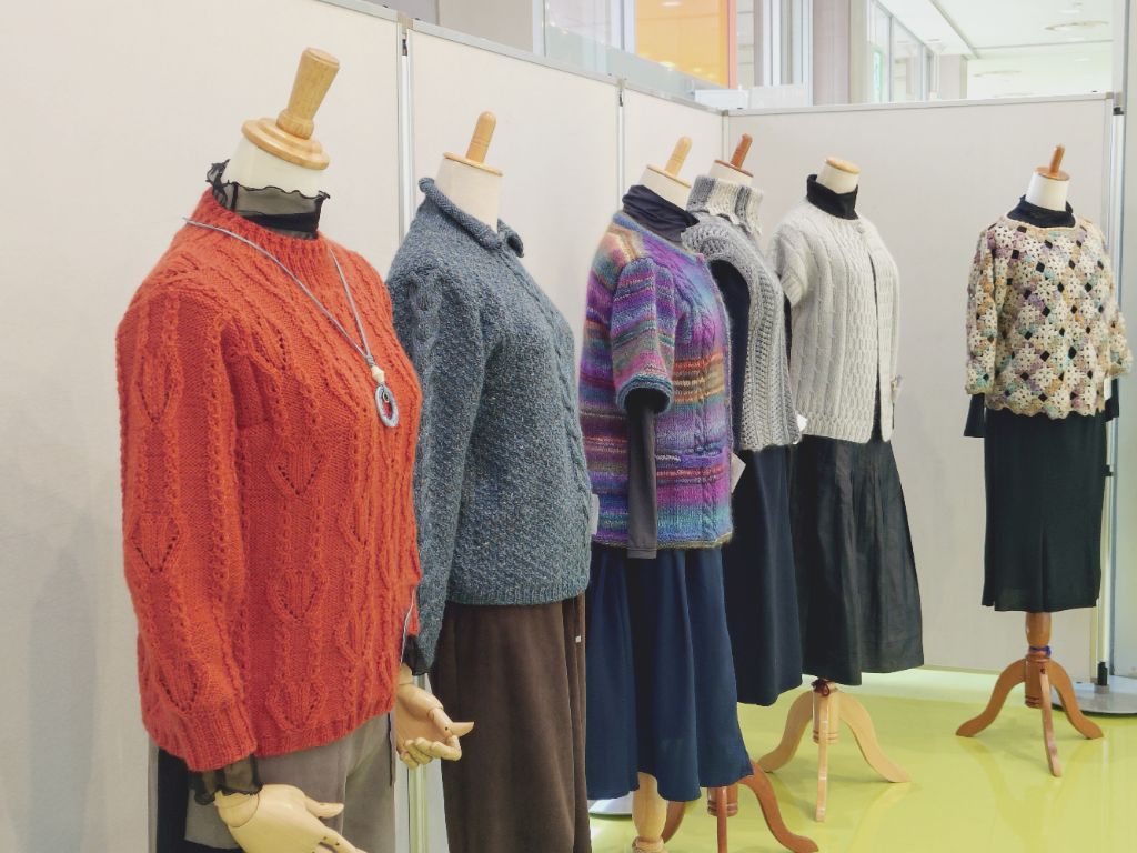 【画像1】フラワーアレンジメント薔薇の会＆みのり手芸