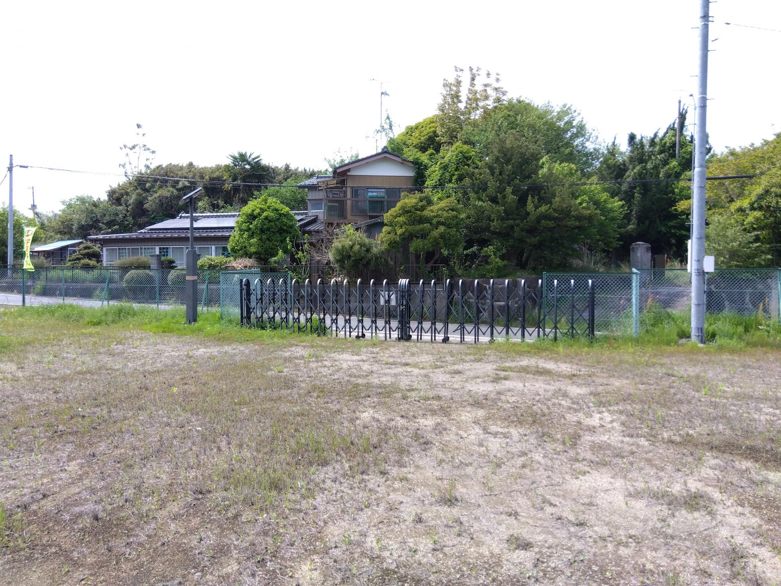 通用門 通用門
