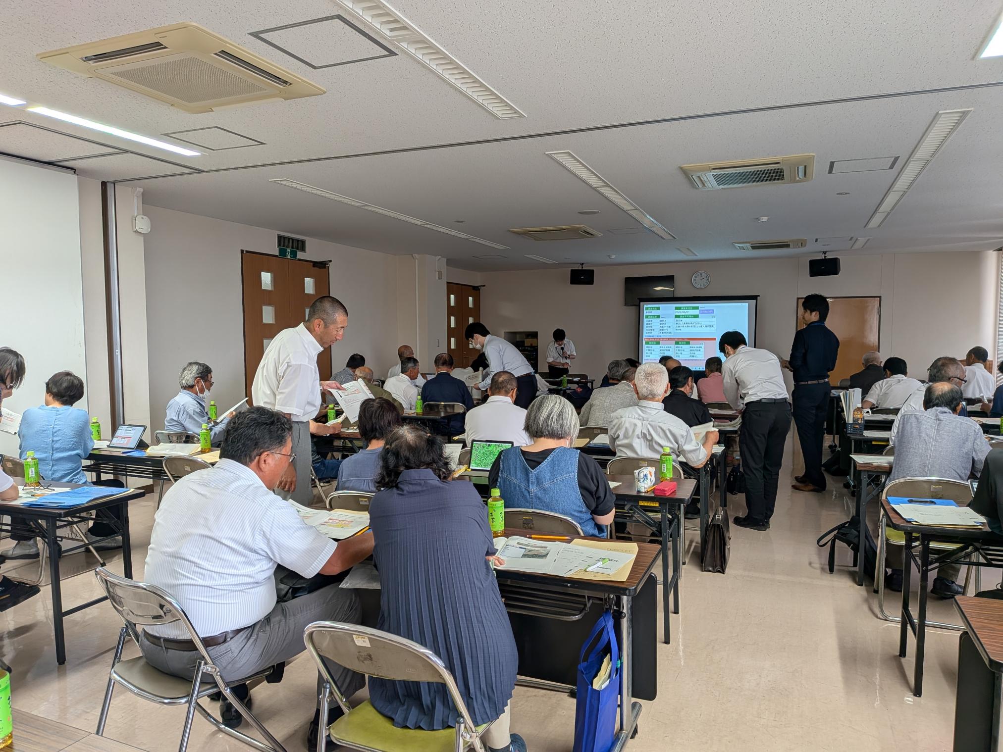 説明会の様子 説明会の様子